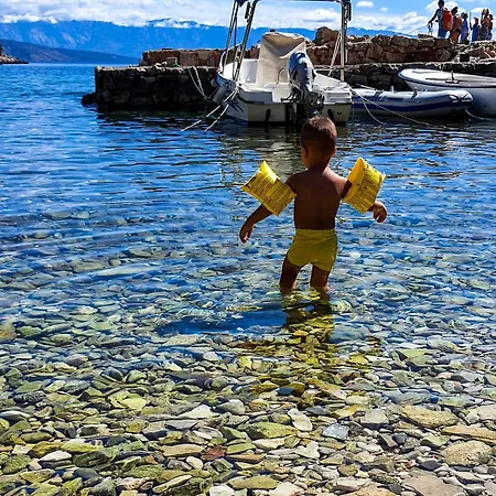別荘 Family Friendly House With A Swimming Pool Basina, Hvar - 23475 Vrbanj
