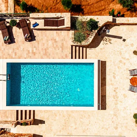 בית נופש Family Friendly House With A Swimming Pool Basina, Hvar - 23475 Vrbanj