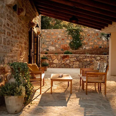בית נופש Family Friendly House With A Swimming Pool Basina, Hvar - 23475 Vrbanj
